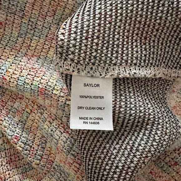 SAYLOR Puff Sleeve Short Sleeve Knit Sz M - Picture 4 of 4